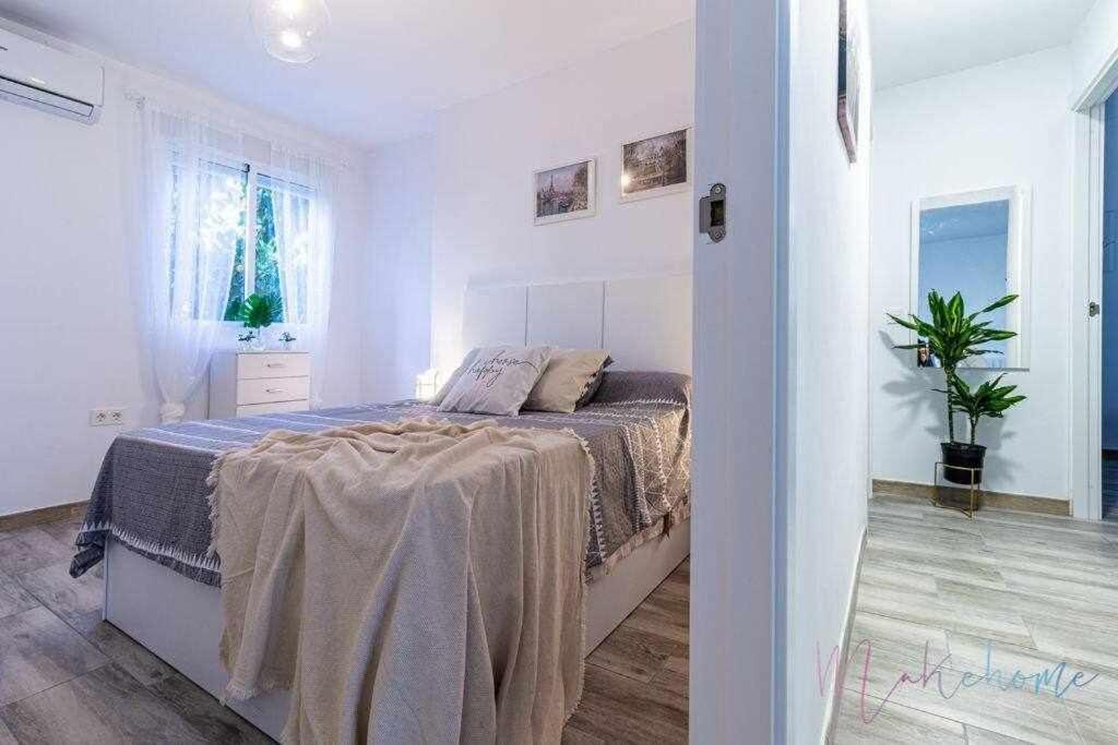 Apartamento 1 En Estadio Sevilla 6 Plazas Y Metro Экстерьер фото