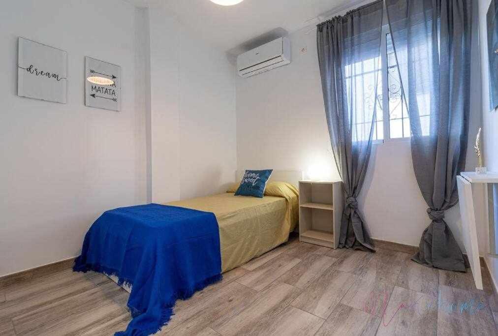 Apartamento 1 En Estadio Sevilla 6 Plazas Y Metro Экстерьер фото